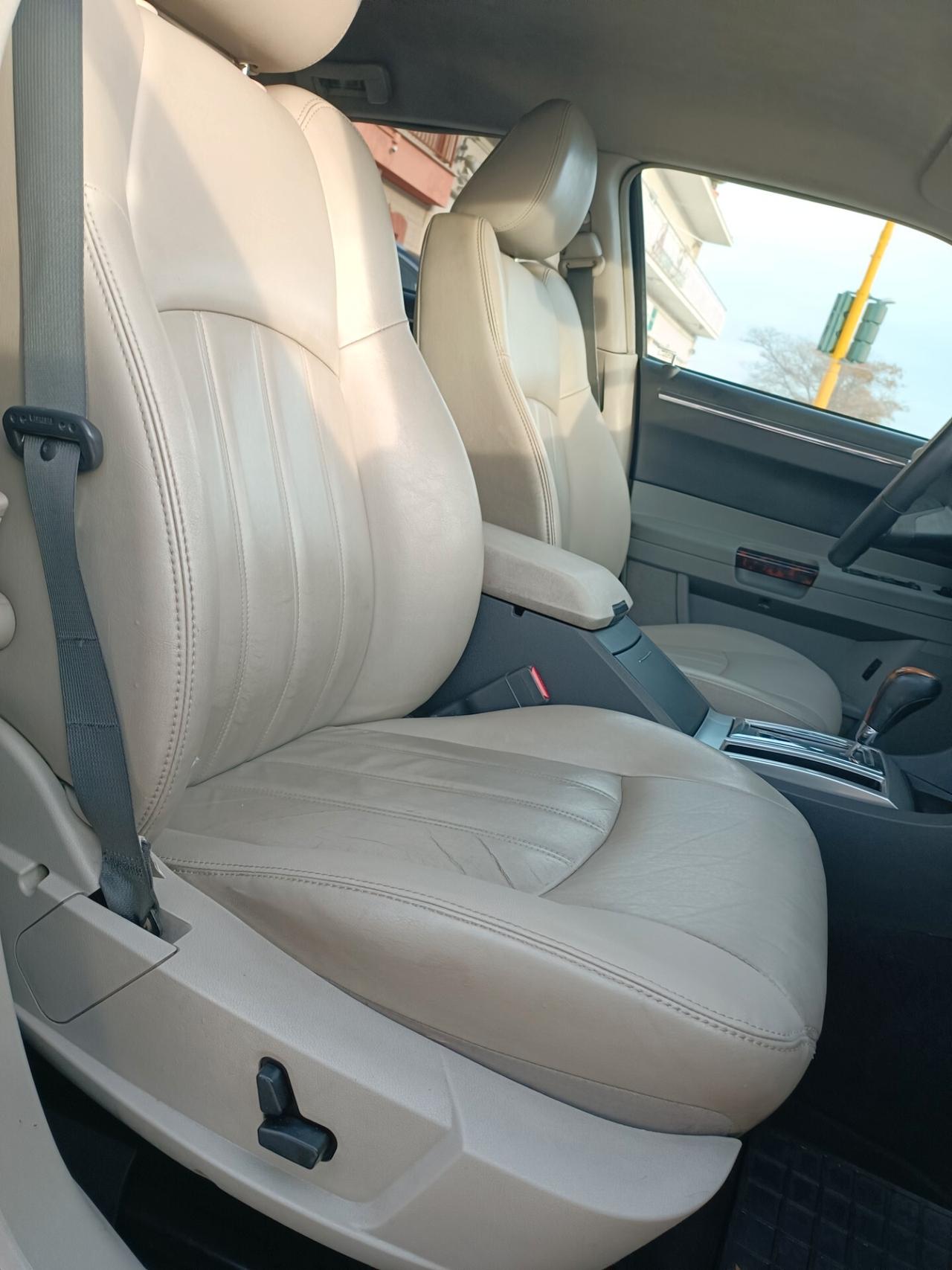 Chrysler 300C 3.0 V6 CRD cat DPF Sedan