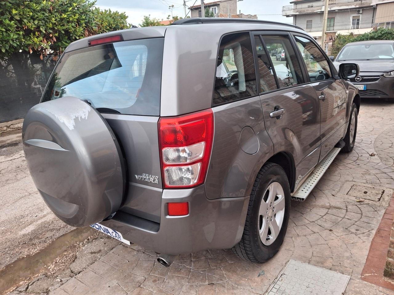 Suzuki Grand Vitara 1.9 DDiS 5 porte Executive 4x4