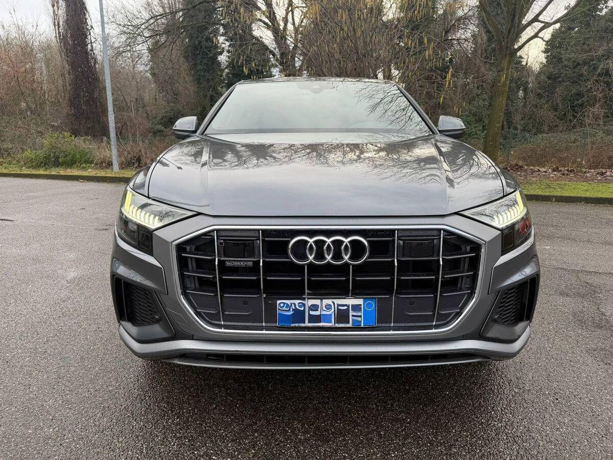 Audi Q8 50 3.0 tdi mhev quattro tiptronic