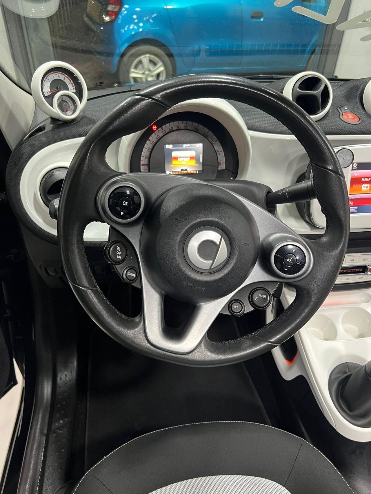 Smart ForFour 70 1.0 Passion