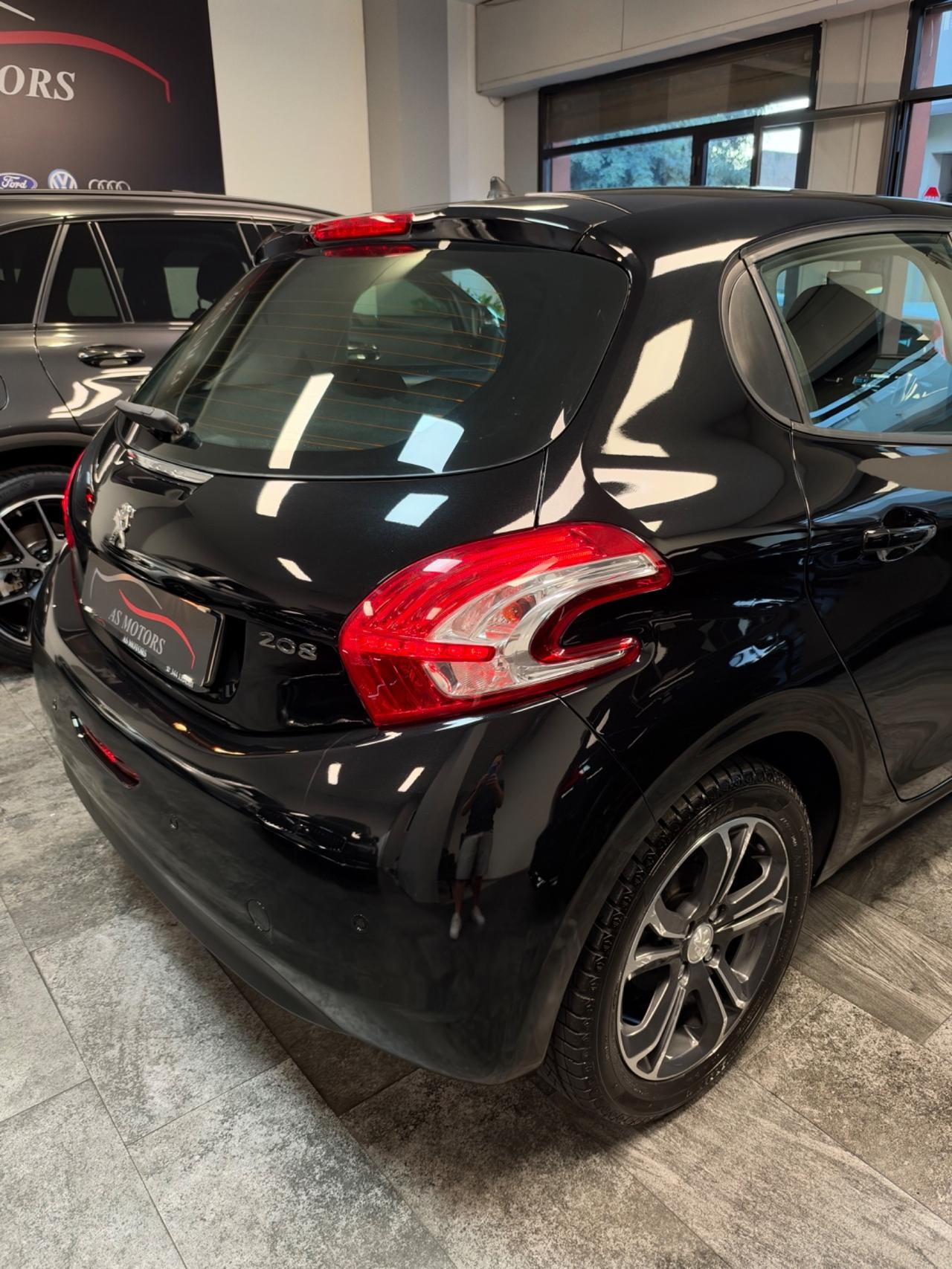 Peugeot 208 1.4 HDi 68 CV Allure