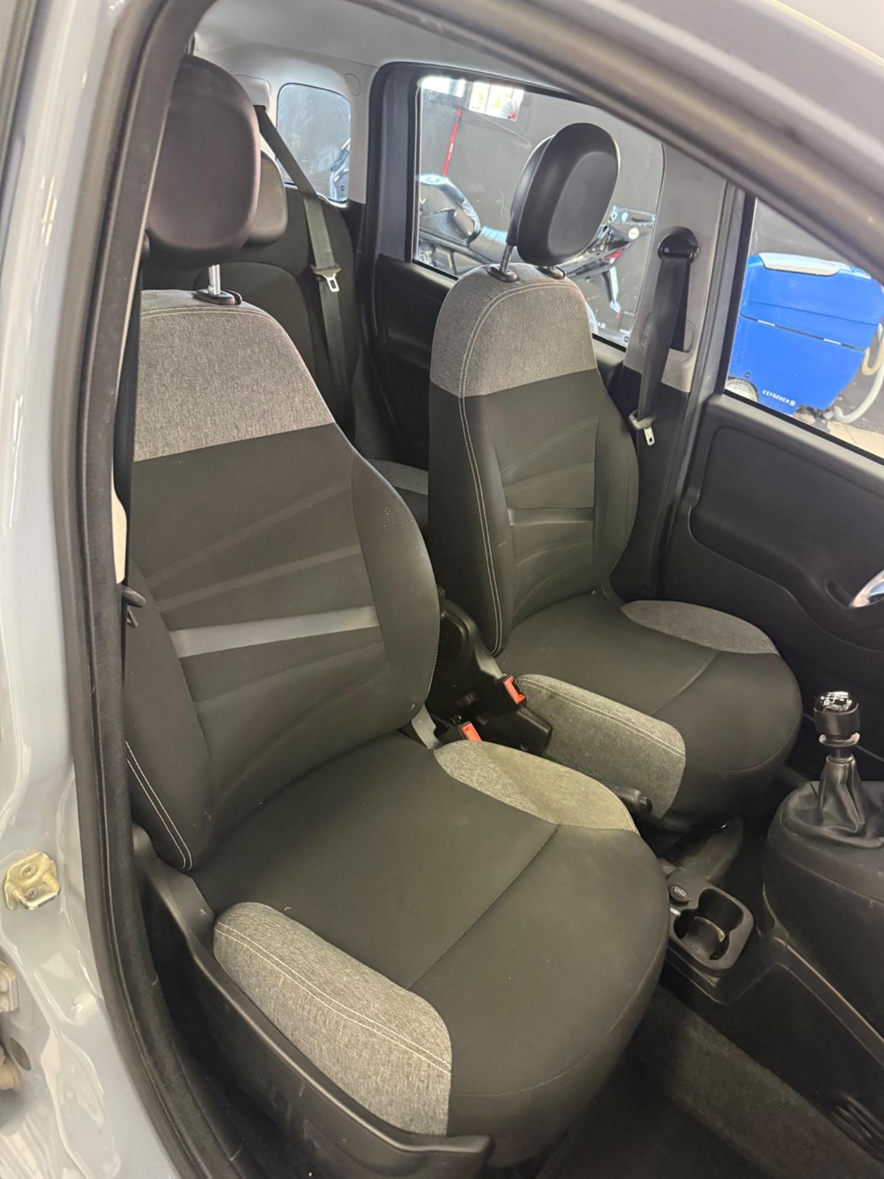 Fiat Panda 1.0 FireFly S&S Hybrid Red