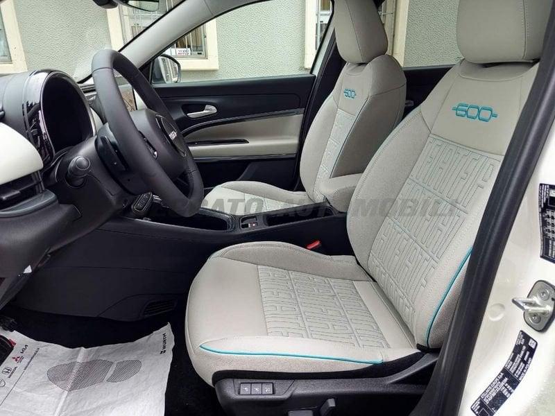 FIAT 600 600 1.2 hybrid La Prima II 110cv auto