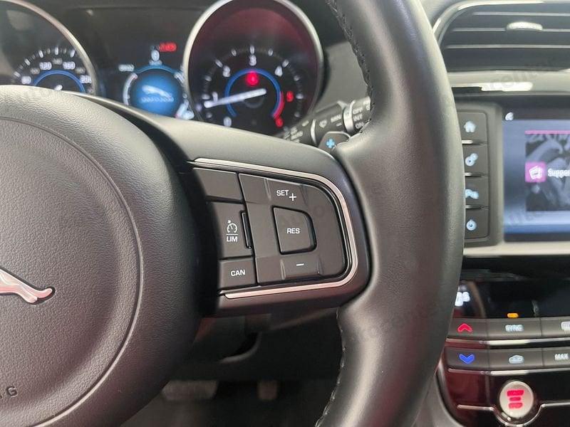 Jaguar F-Pace F-Pace 2.0d i4 Pure 180cv auto