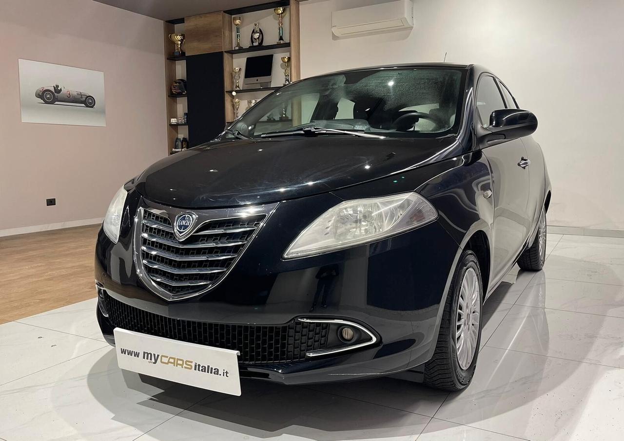 Lancia Ypsilon 1.2 69 CV 5 porte S&S Platinum