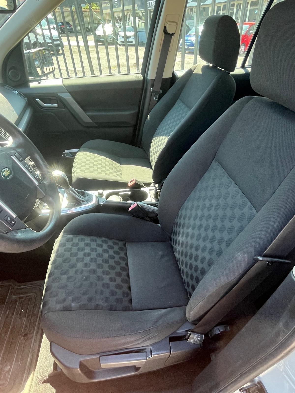 Land Rover Freelander 2.2 TD4 S.W. SE