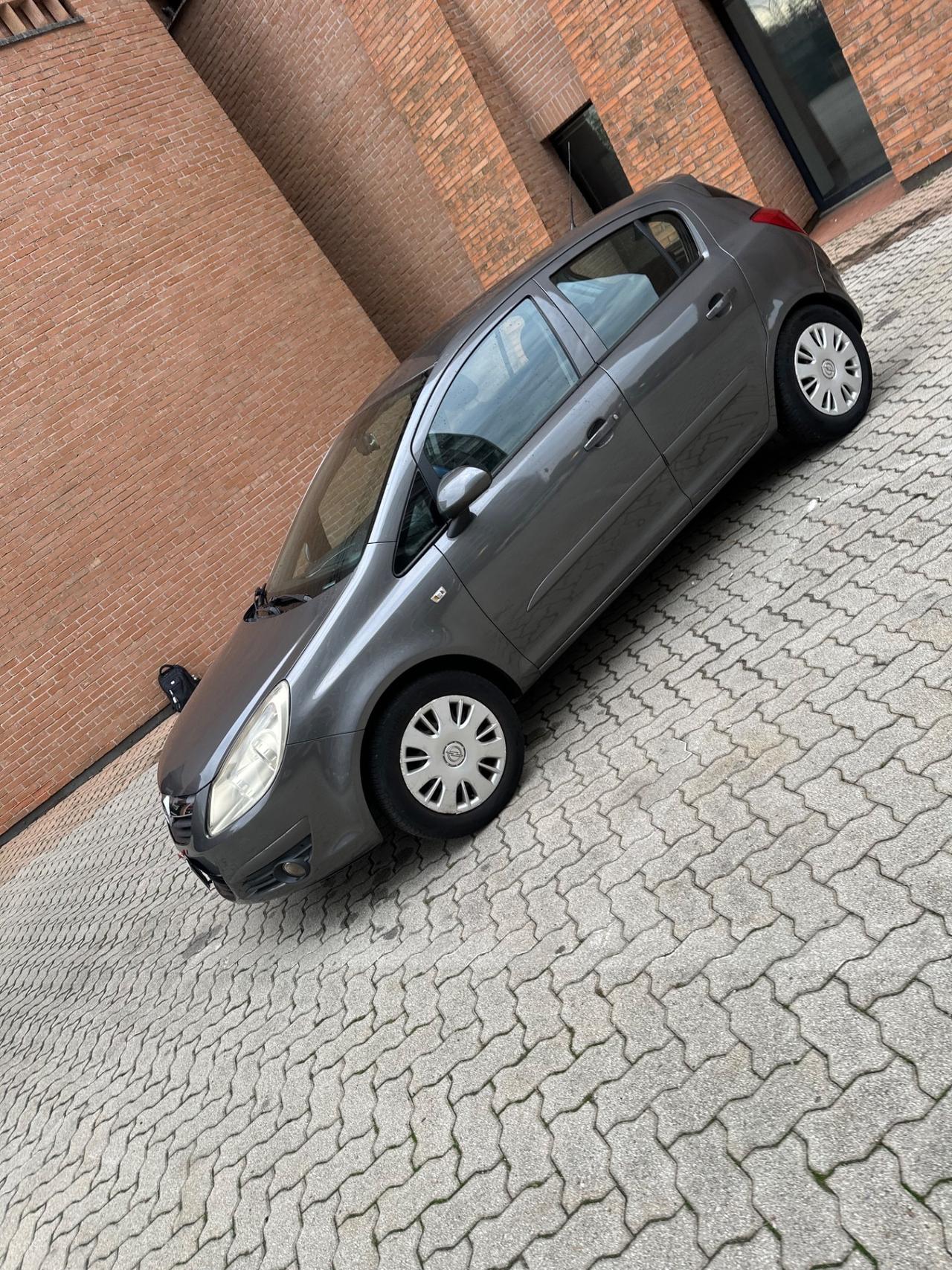 Opel Corsa 1.2 5 porte Easytronic Enjoy