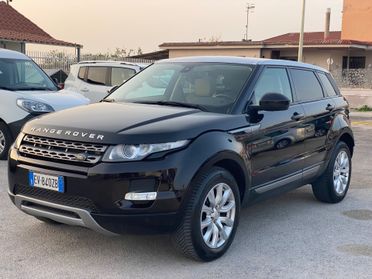 Land Rover Range Evoque 2.2 TD4 5p. FULL