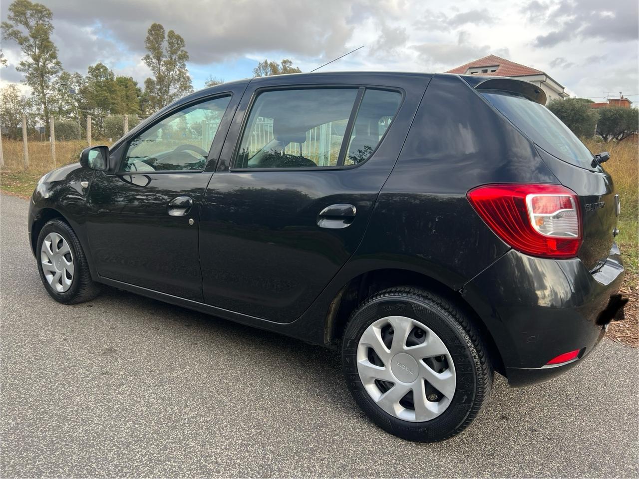 Dacia Sandero 1.2 16V GPL 75CV