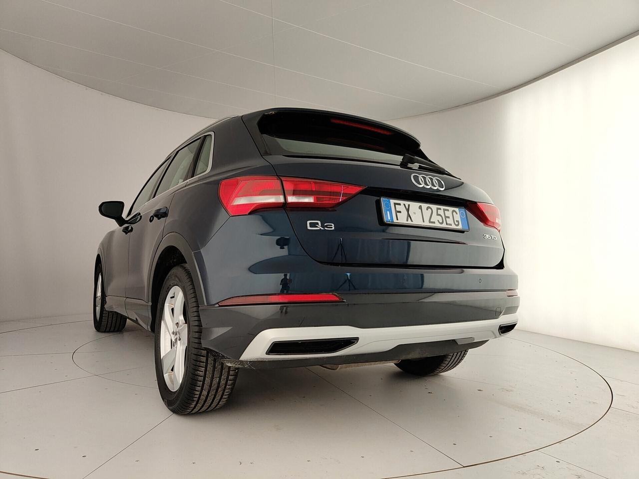 Audi Q3 35 TDI S tronic Business Advanced