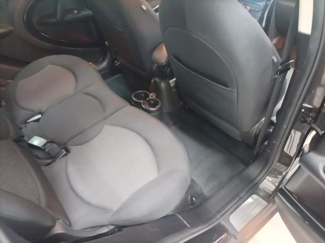 Mini Cooper D Countryman 1.6 CV 90 One 01/2016