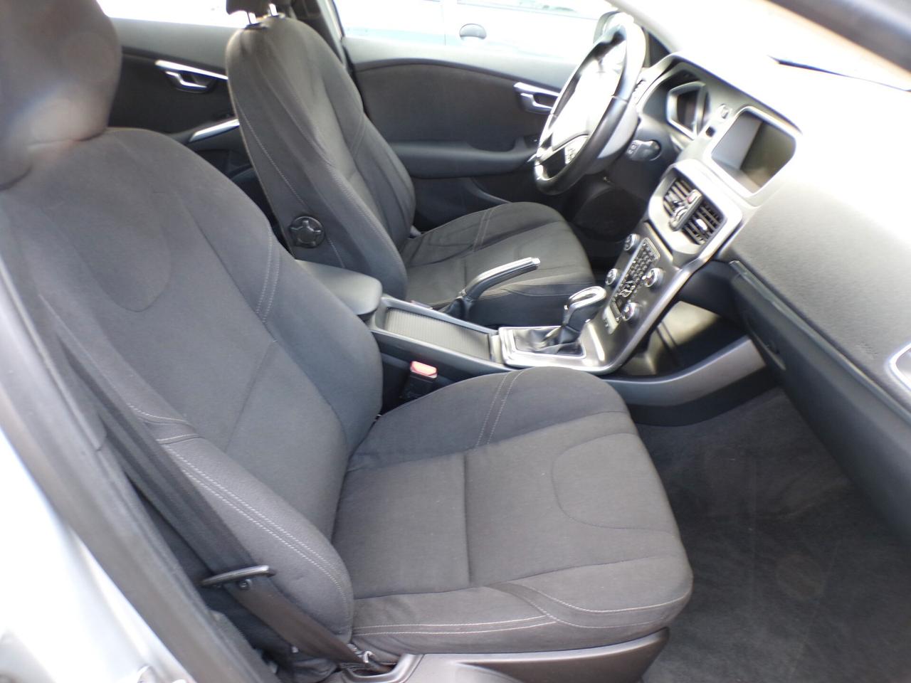 Volvo V40 D2 1.6