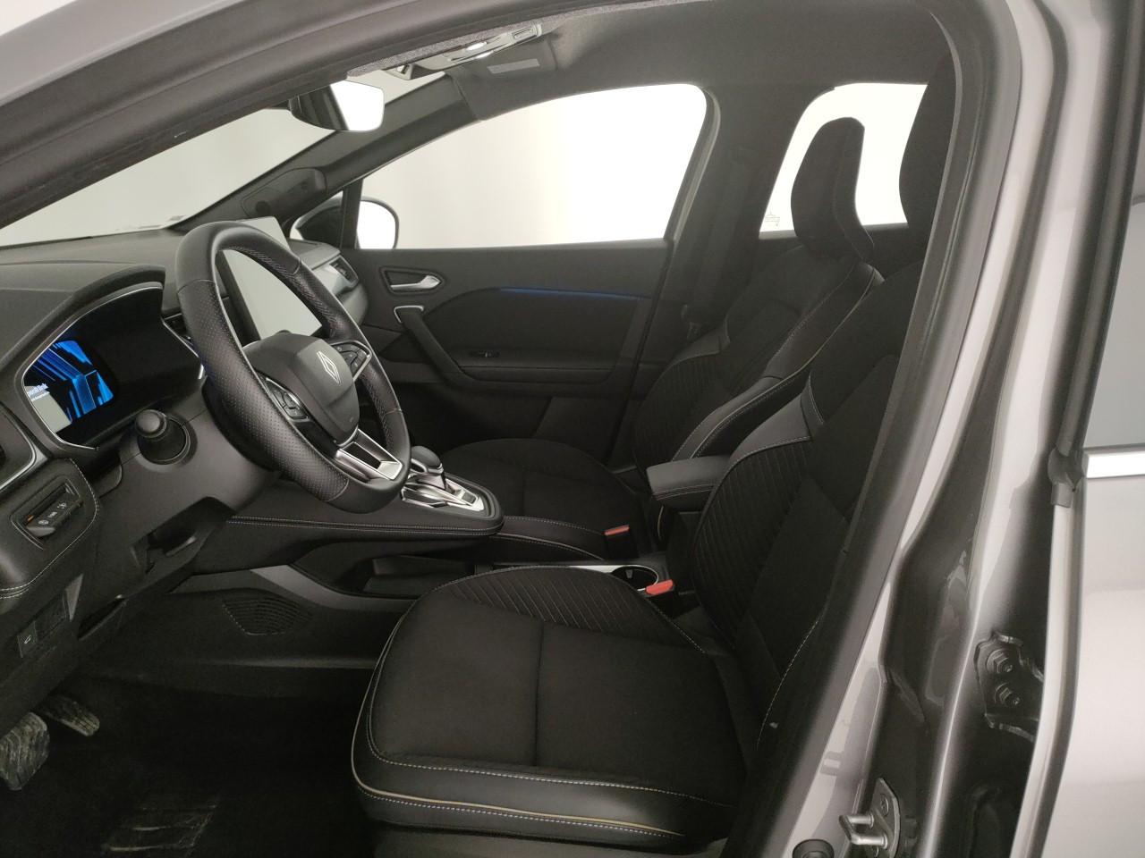 RENAULT Symbioz 1.6 E-Tech full hybrid Iconic 145cv auto