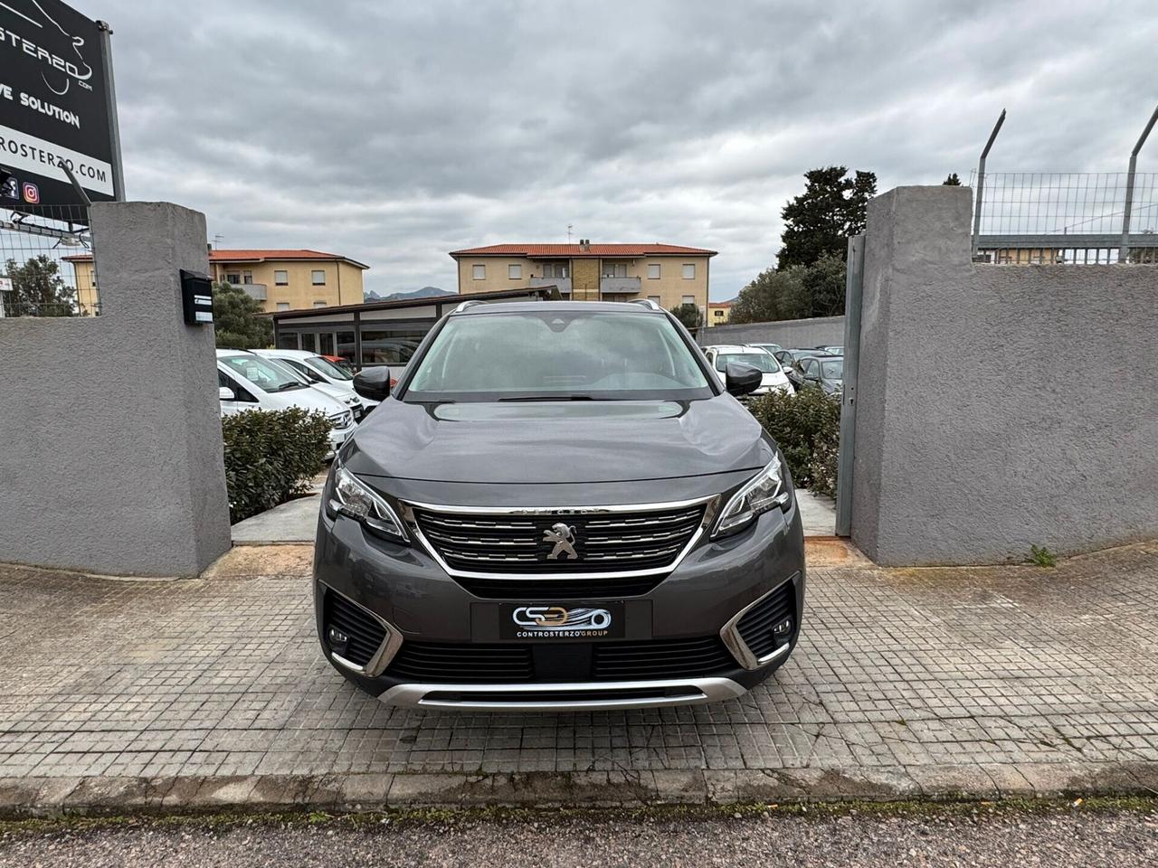 Peugeot 5008 Blue HDI 130cv