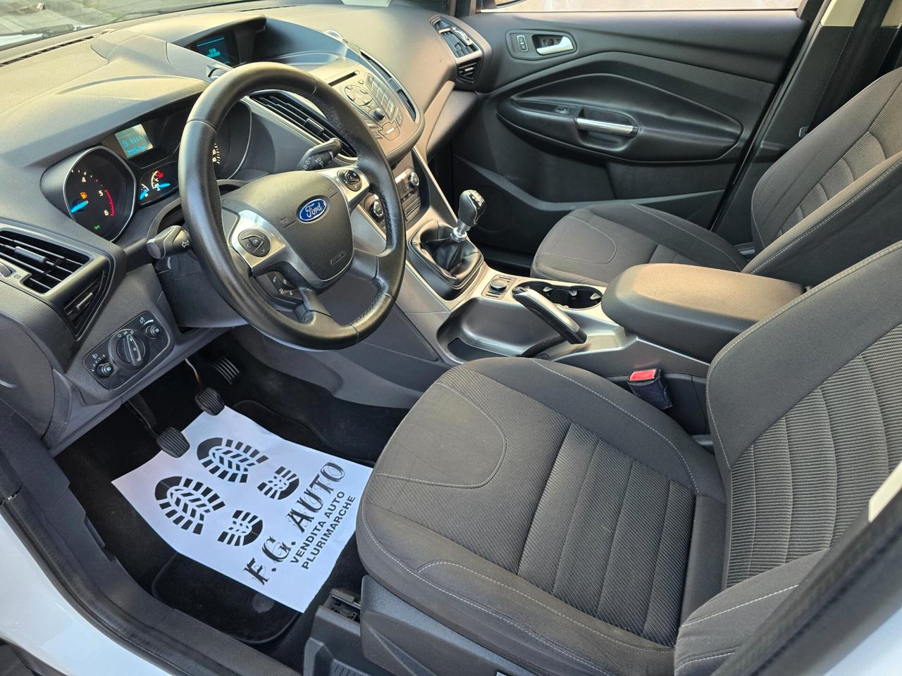 FORD KUGA TITANIUM RESTYLING PERFETTA DI TUTTO