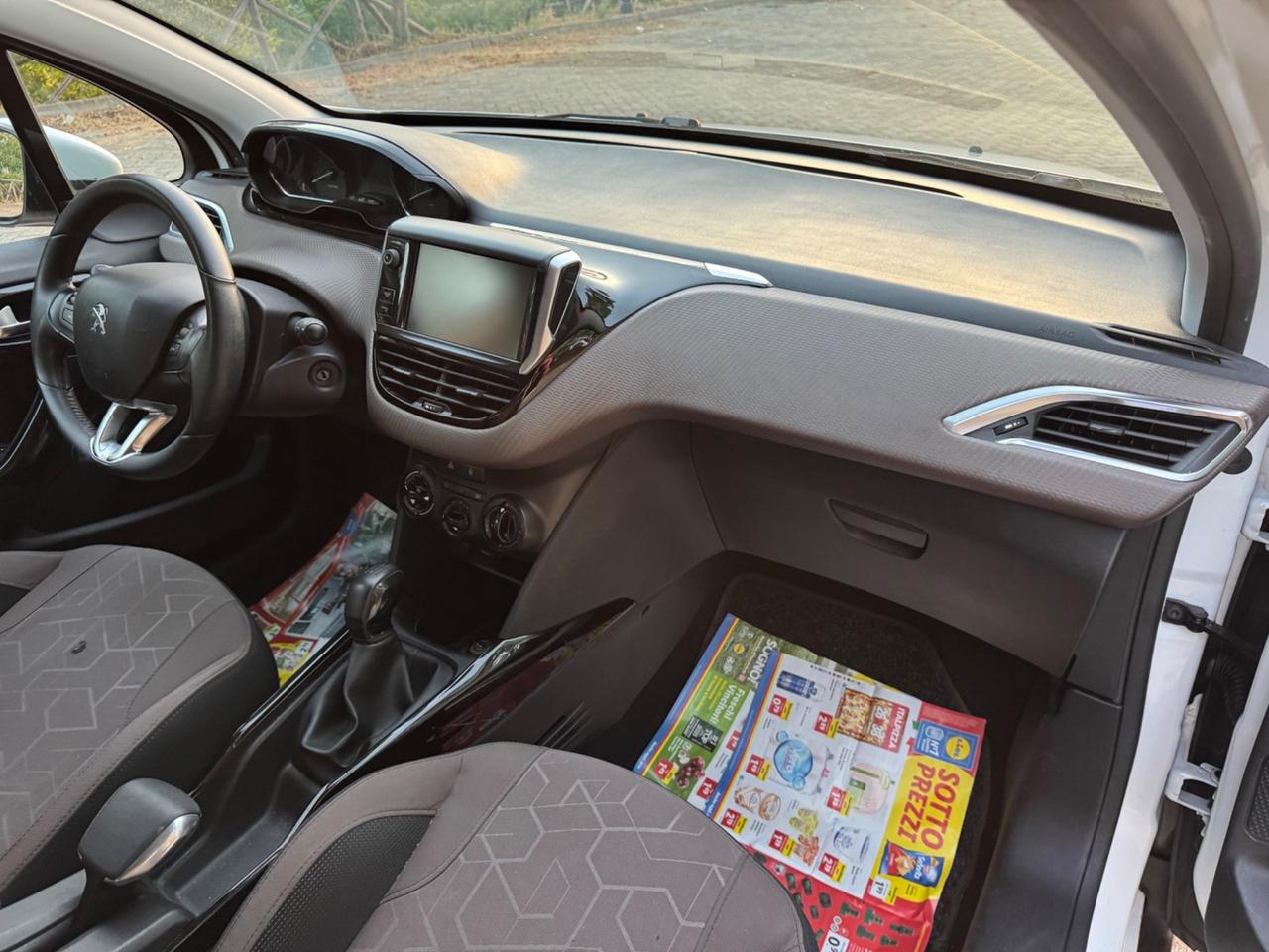Peugeot 2008 1.6 e-HDi 92Cv Urban Cross 2014