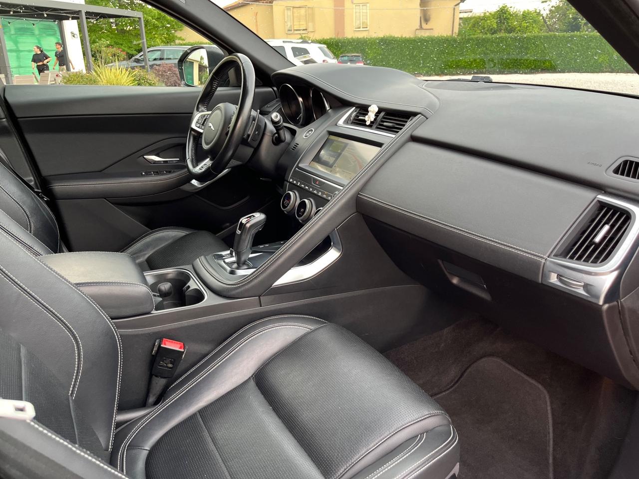 Jaguar E-Pace 2.0D 150 CV AWD R-Dynamic
