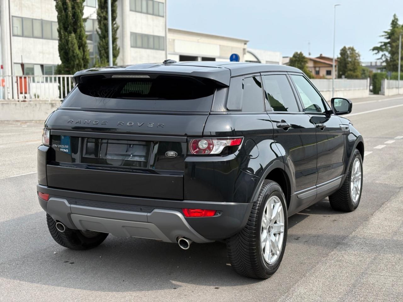 Land Rover Range Evoque 2.2 TD4 5p. Dynamic