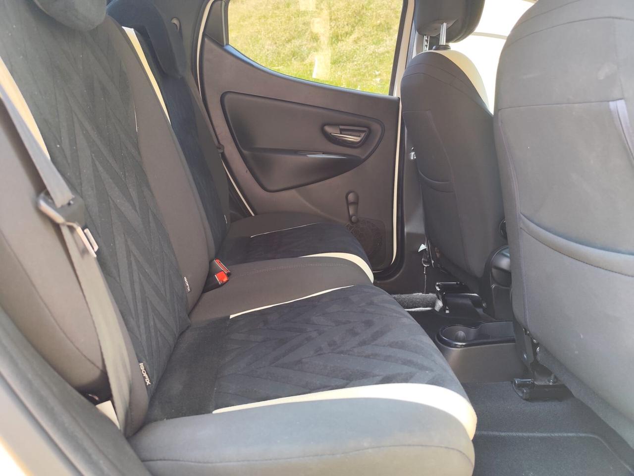Lancia Ypsilon 1.3 MJT 16V 95 CV 5 porte S&S Gold
