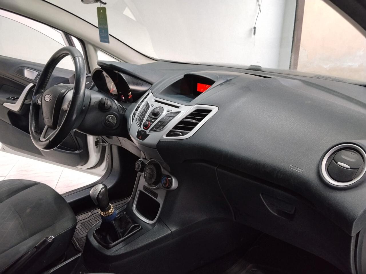 Ford Fiesta 1.4 Diesel 2012 CON GARANZIA