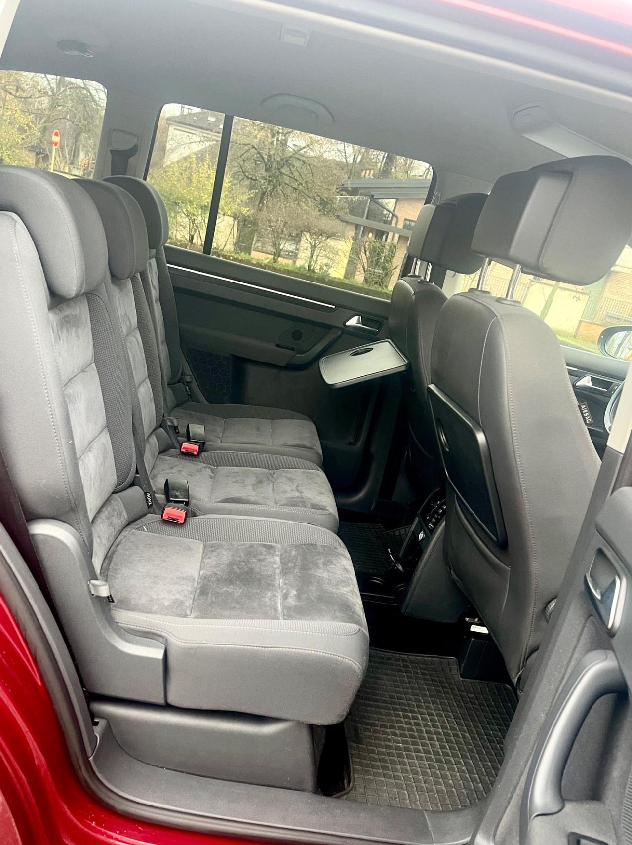 Volkswagen Touran Business 2.0 TDI 140 CV Highline