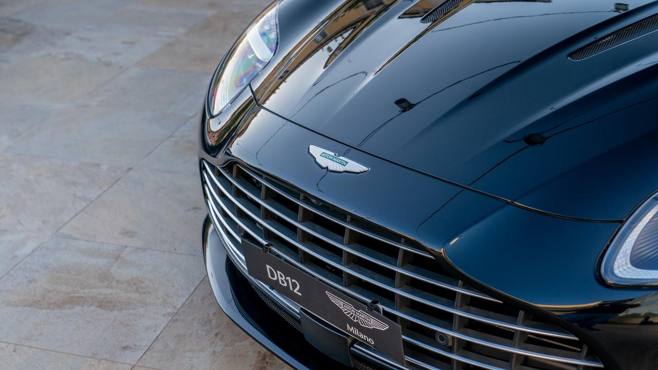 ASTON MARTIN DB12 Coupe 4.0 V8 auto