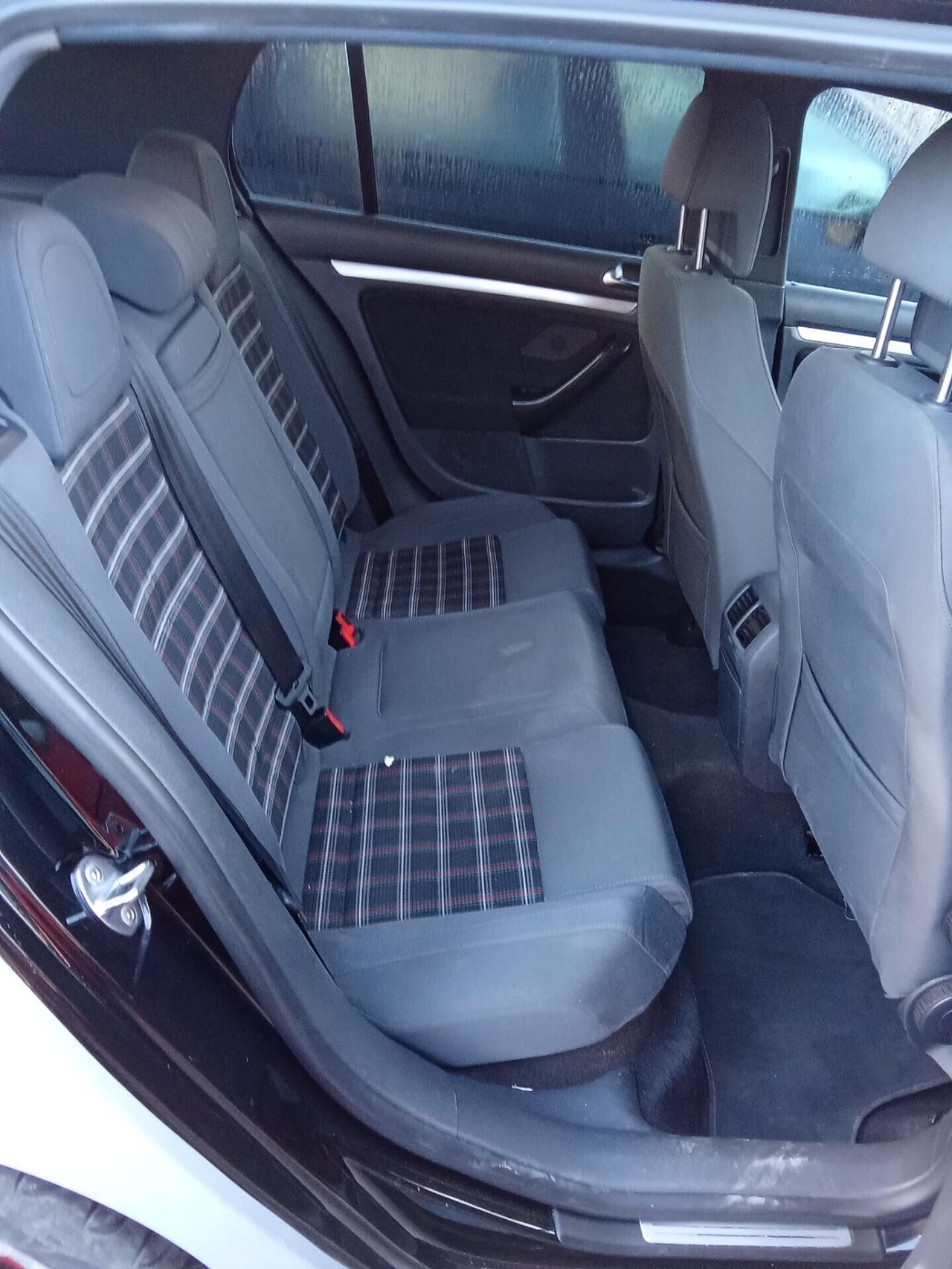 Volkswagen Golf GTI Golf 2.0 16V TFSI 5p. GTI
