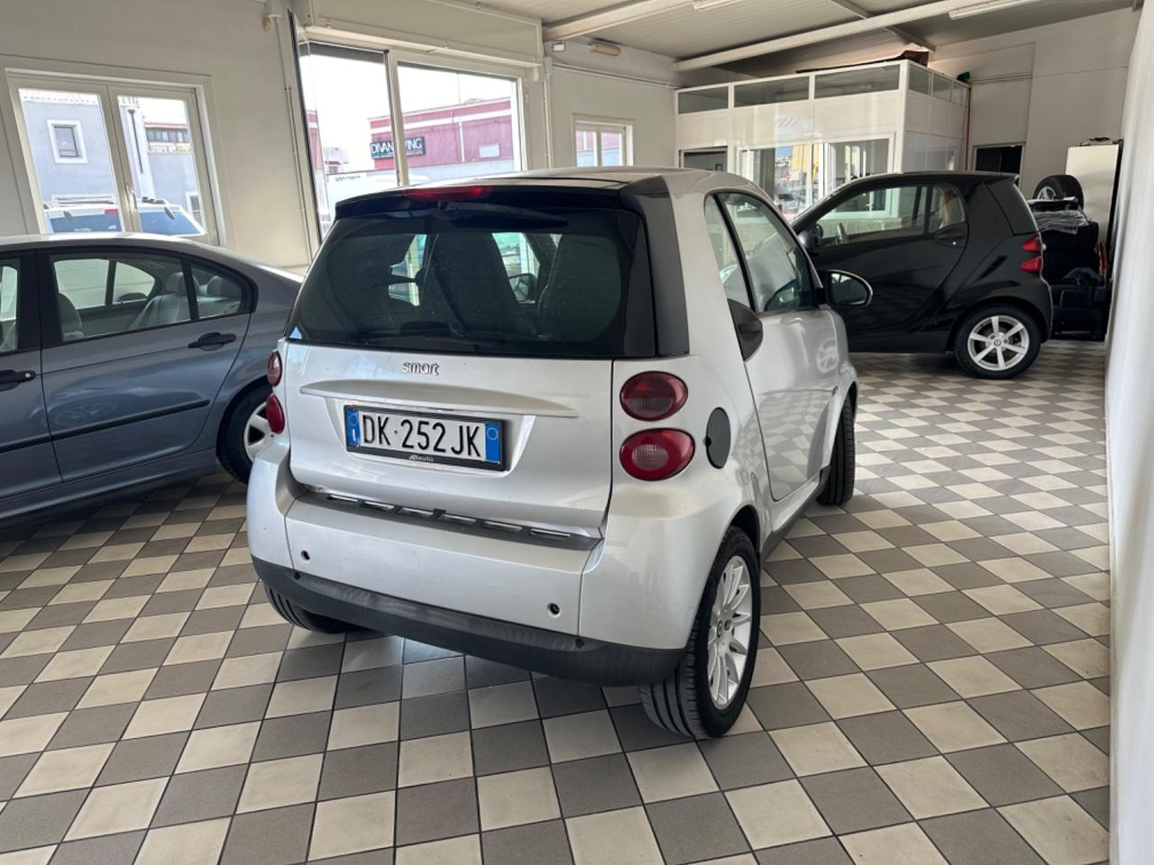 Smart ForTwo 1000 52 kW SERVOSTERZO