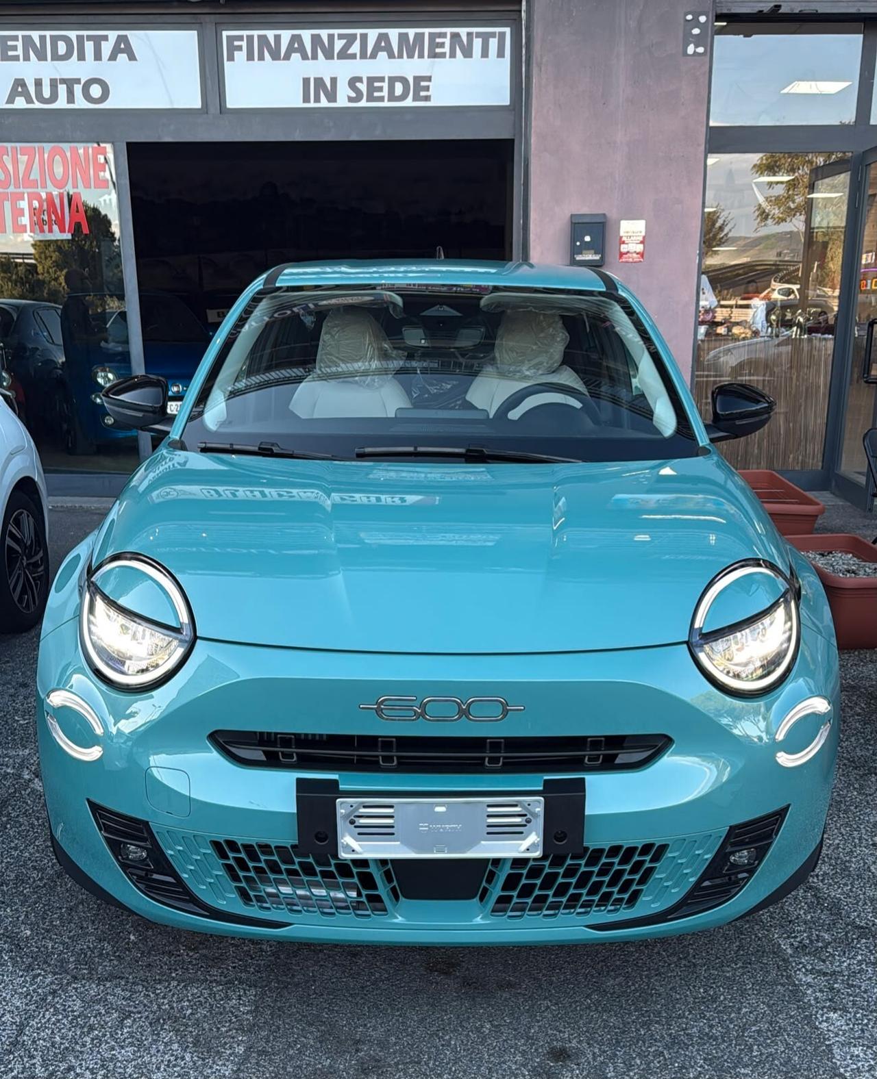 Fiat 600 Hybrid 110 CV DCT MHEV Icon