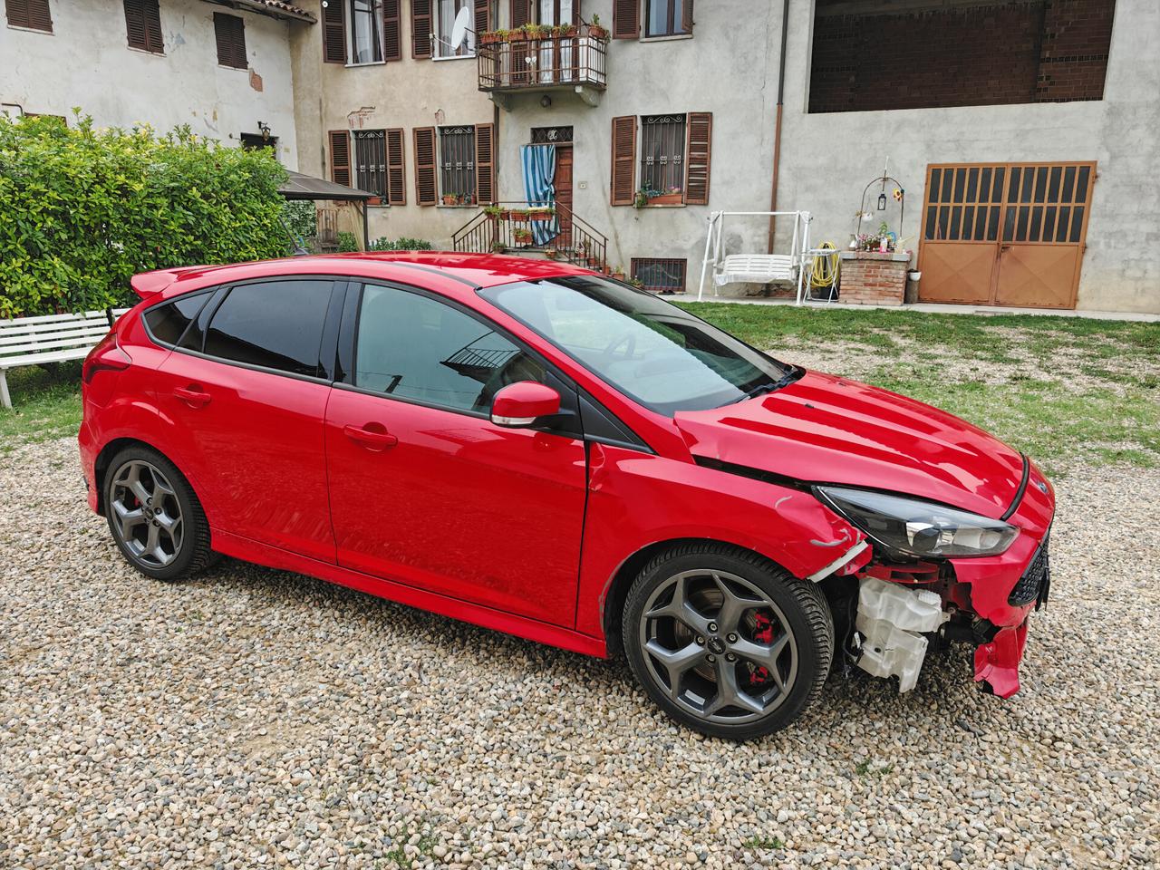 Ford Focus 2.0 EcoBoost 250 CV ST3