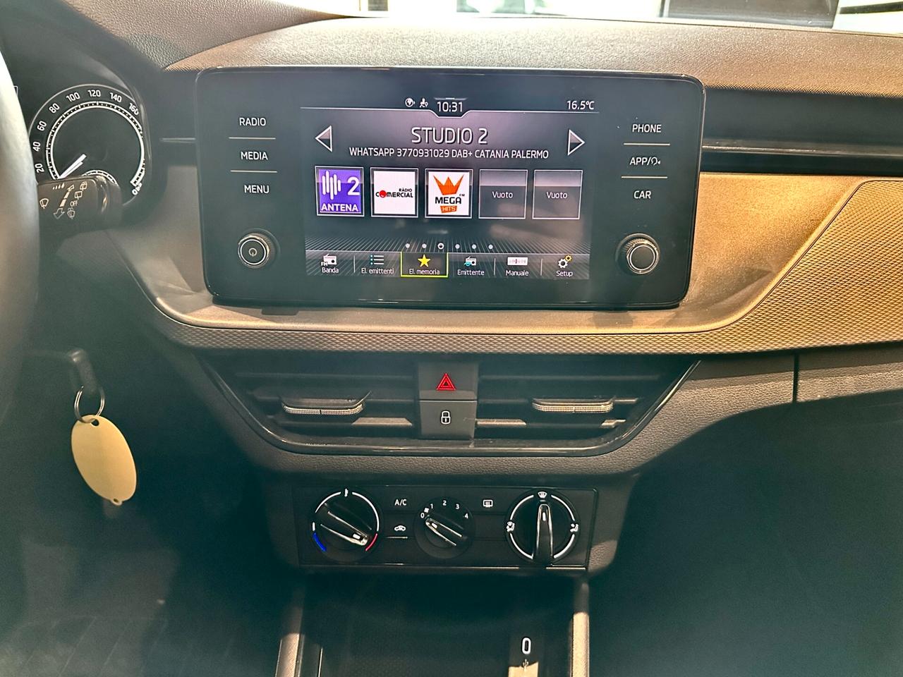 Skoda Kamiq 1.0 TSI Ambition Black Dots