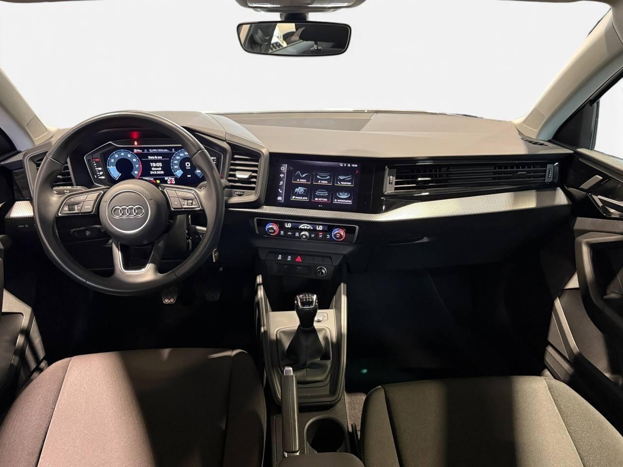 AUDI A1 II 2019 Citycarver - A1 Citycarver 30 1.0 tfsi Admired 11
