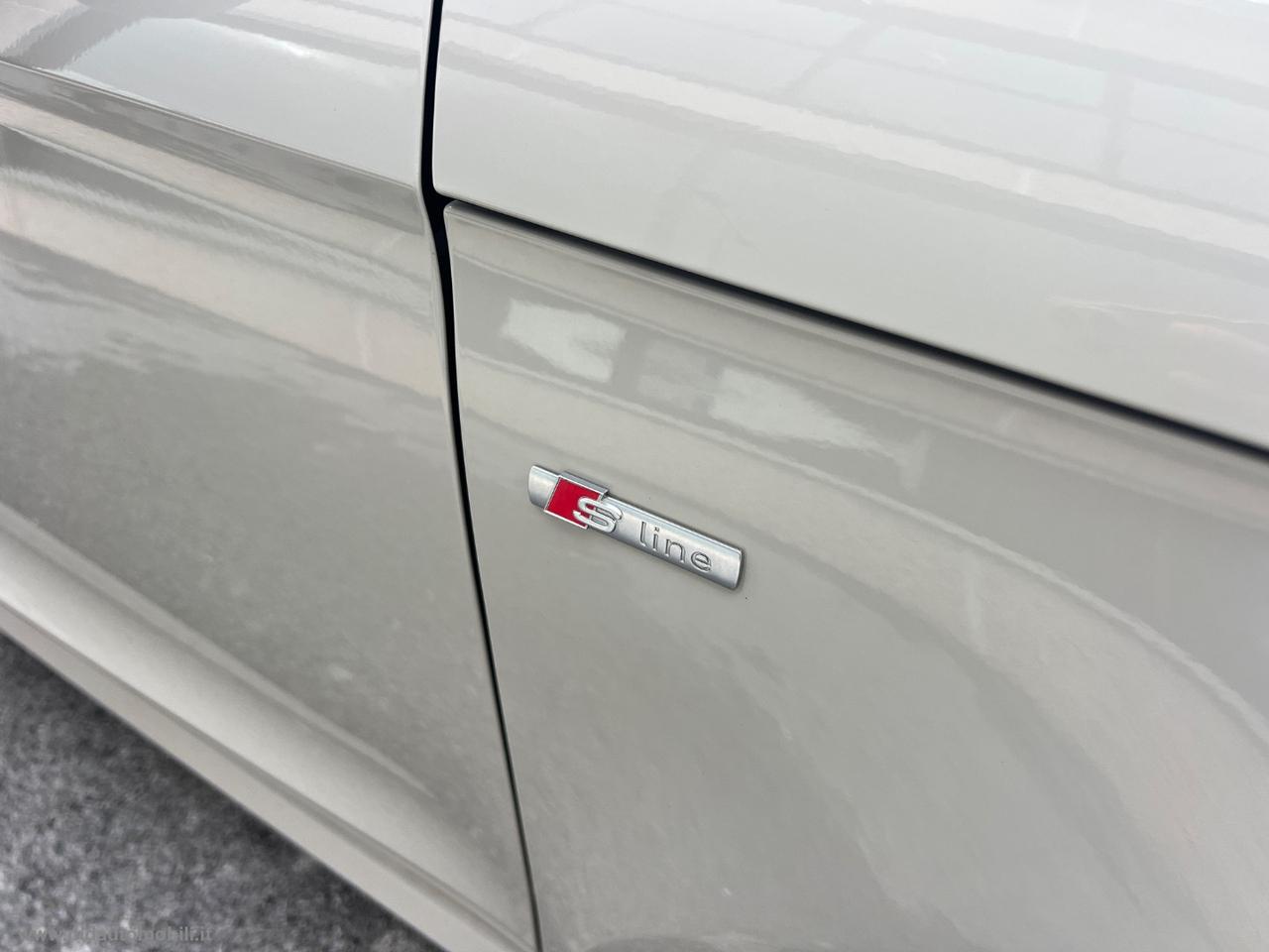 AUDI A1 1.0 82CV TFSI Admired S-LINE CERCHI 17