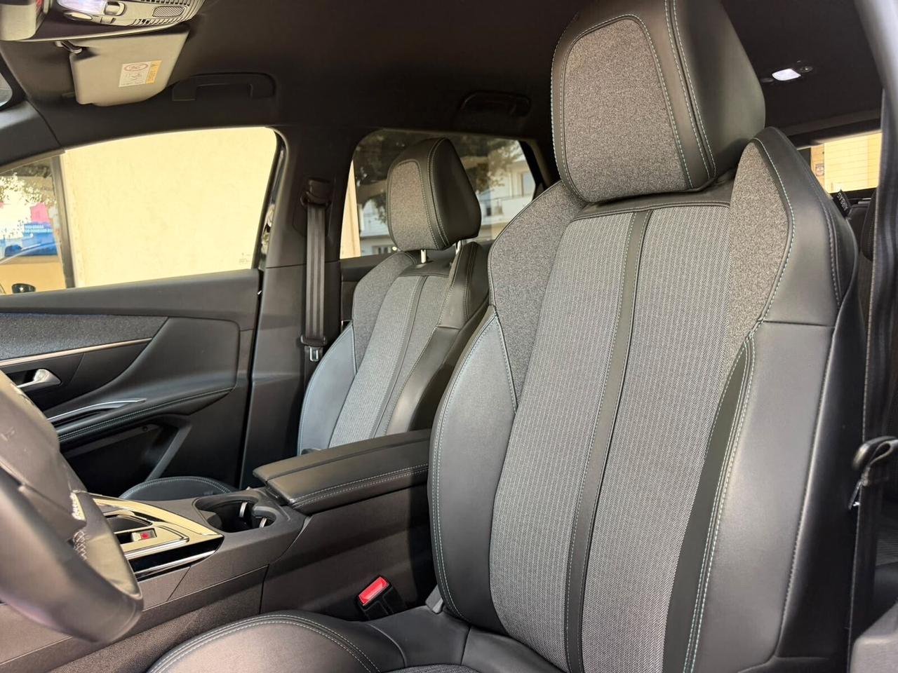 Peugeot 3008 BlueHDi 130 S&S EAT8 Allure Pack