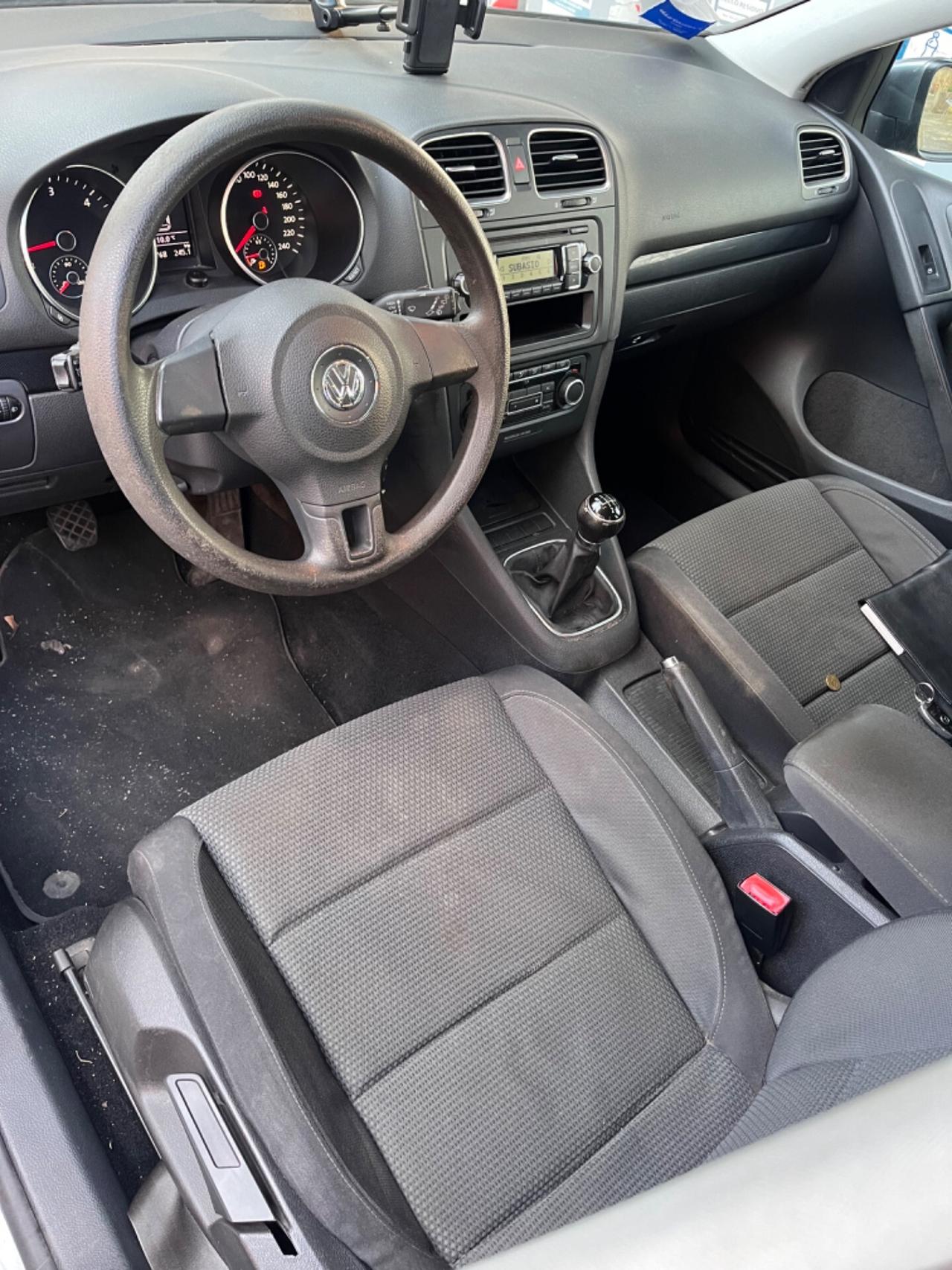 Volkswagen Golf 6 1.6 TDI PERFETTA NEOPATENTATI