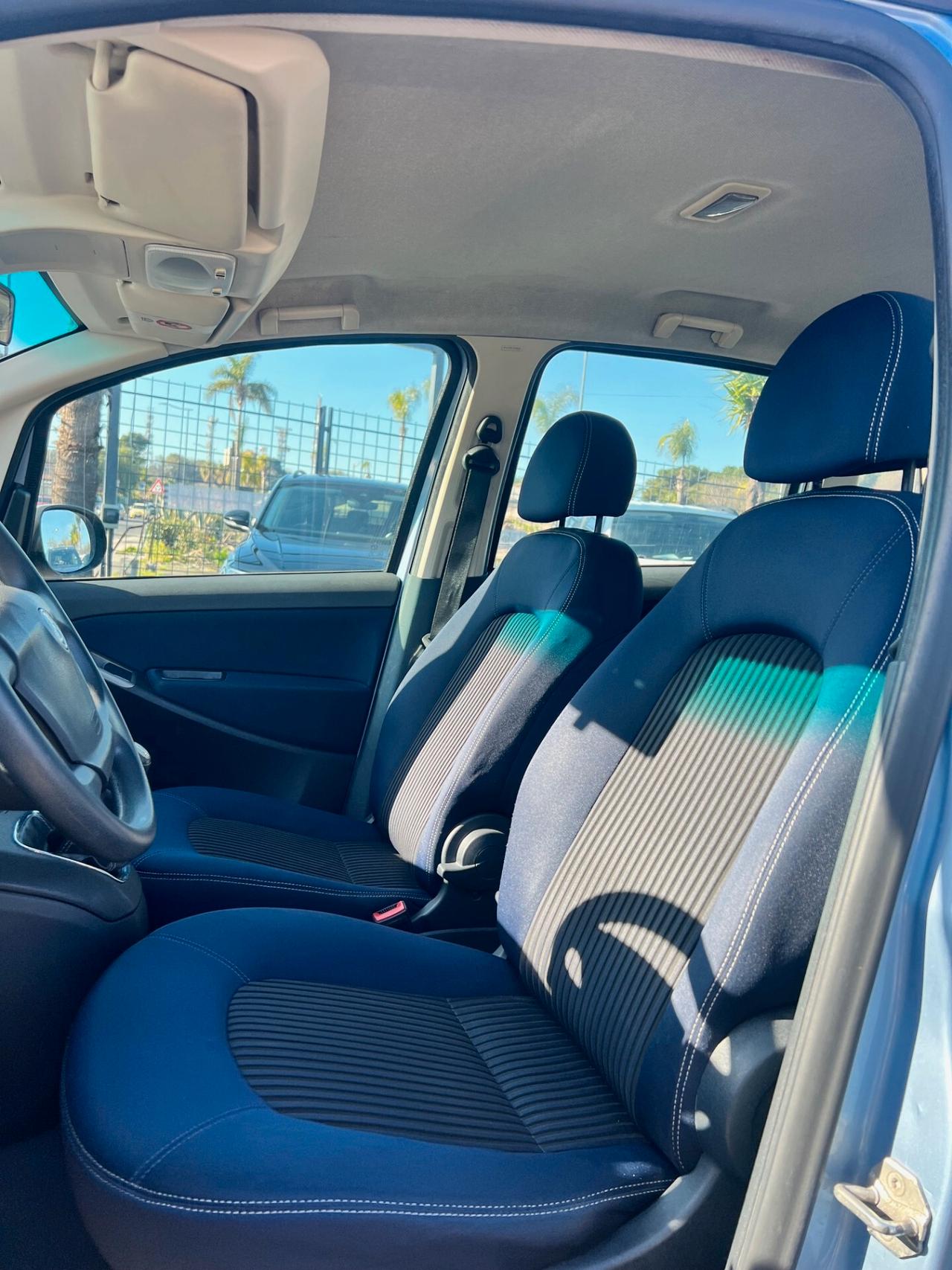 Lancia MUSA 1.3 Multijet Poltrona Frau