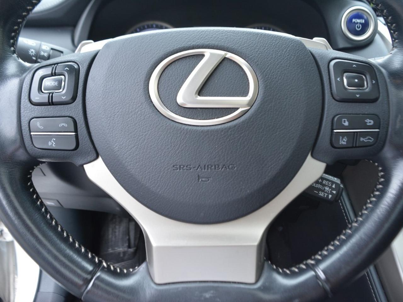 Lexus NX 300 2.5 hybrid luxury 4wd cvt