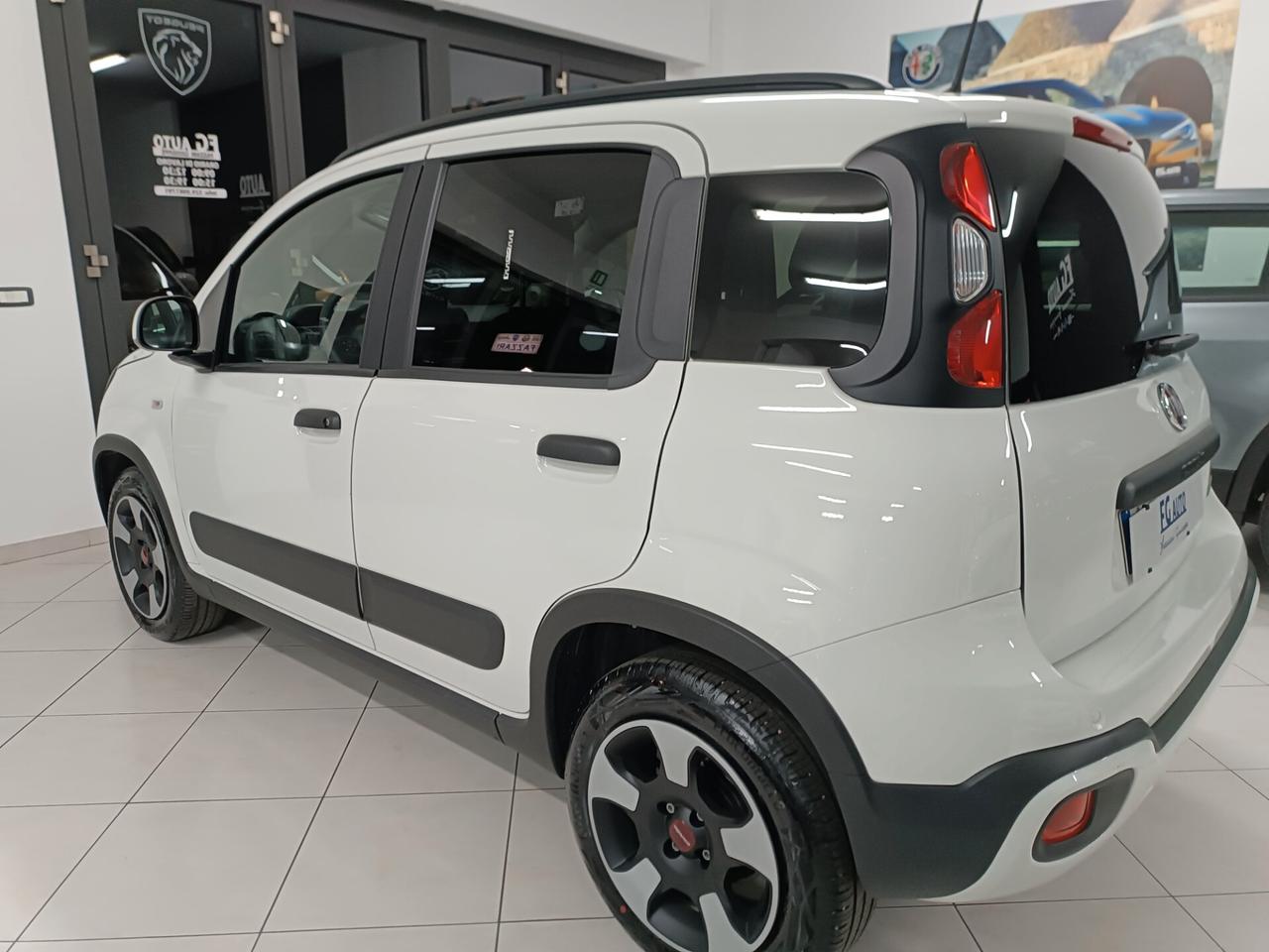 Fiat Panda 1.0 FireFly S&S Hybrid Cross