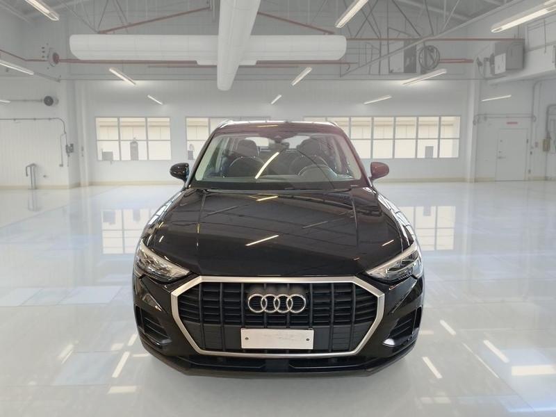 AUDI Q3 35 TDI Business