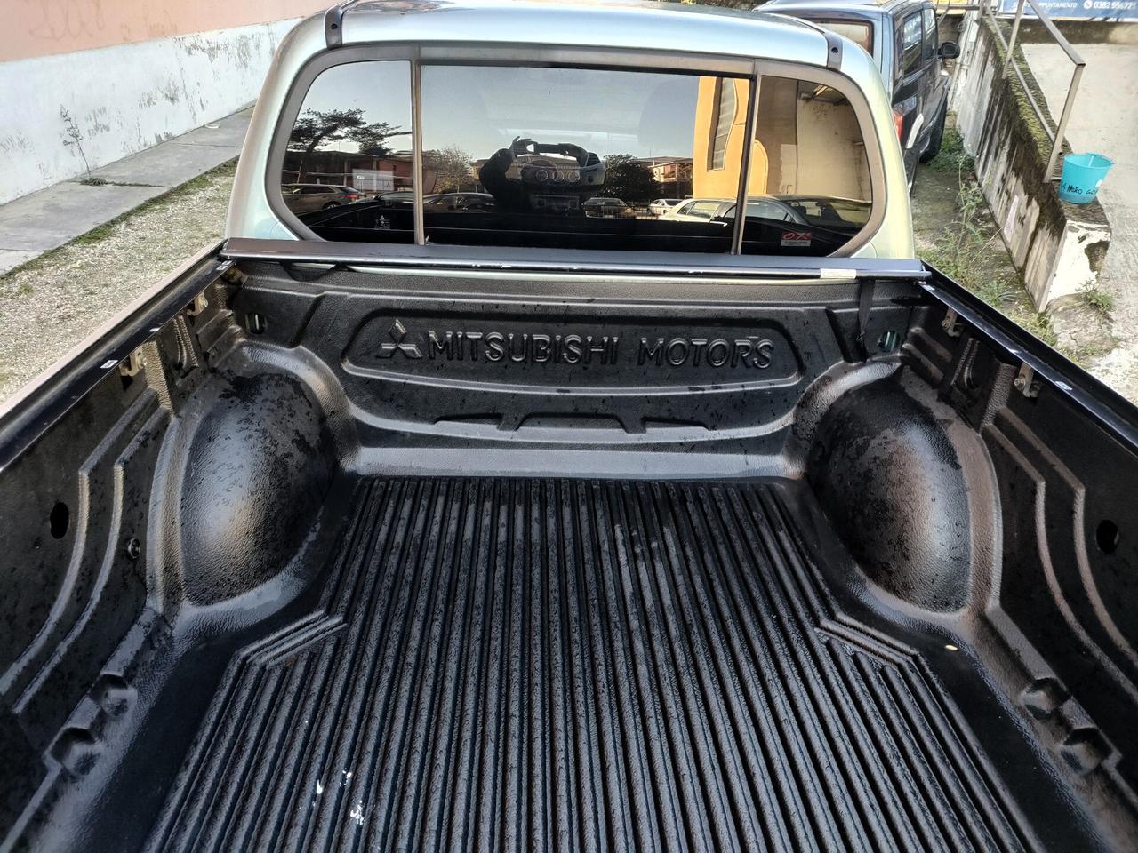 Mitsubishi L200 2.5 DI-D/136CV Double Cab Intense