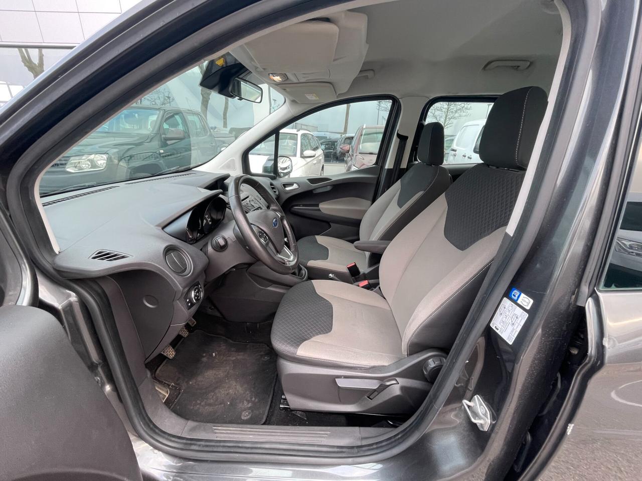 Ford Tourneo Courier 1.5 tdci 75cv 5 POSTI