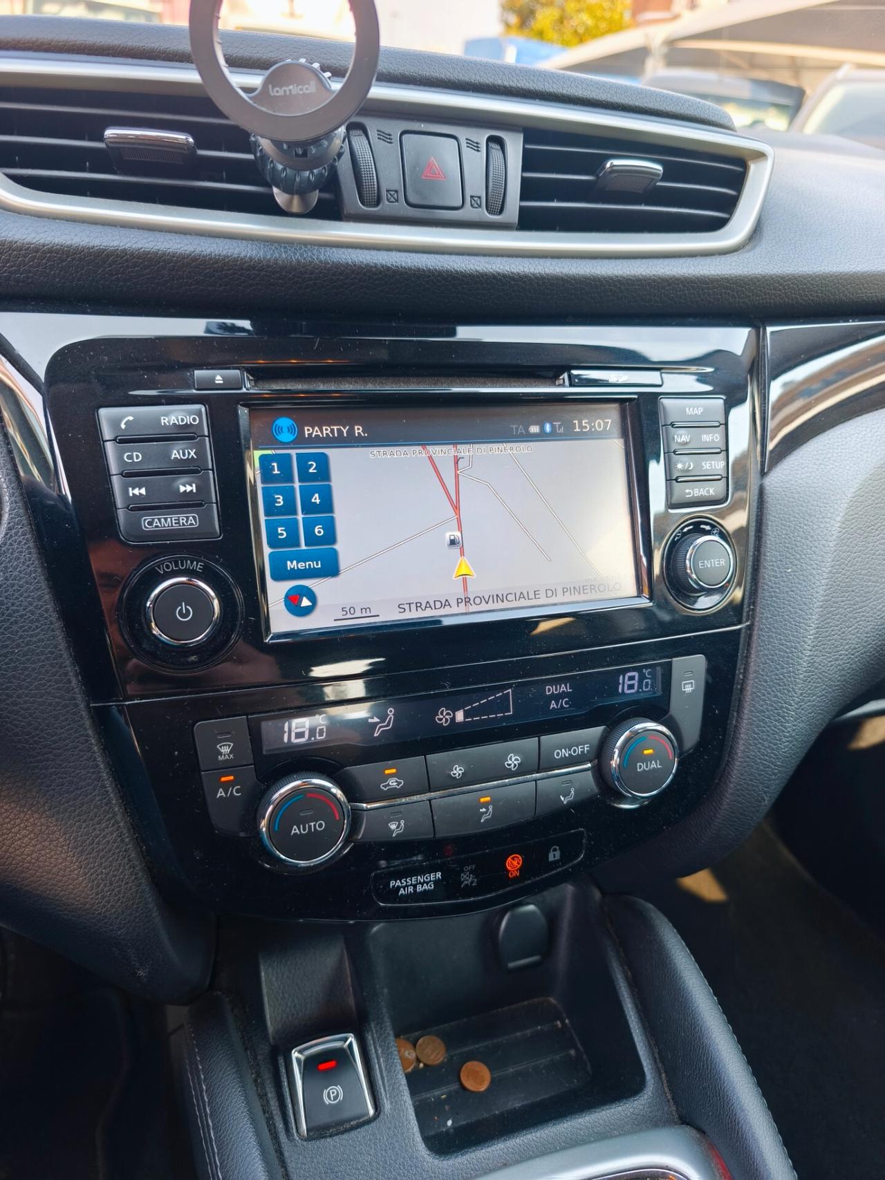 Nissan Qashqai 1.5 dCi Tekna camera 360°