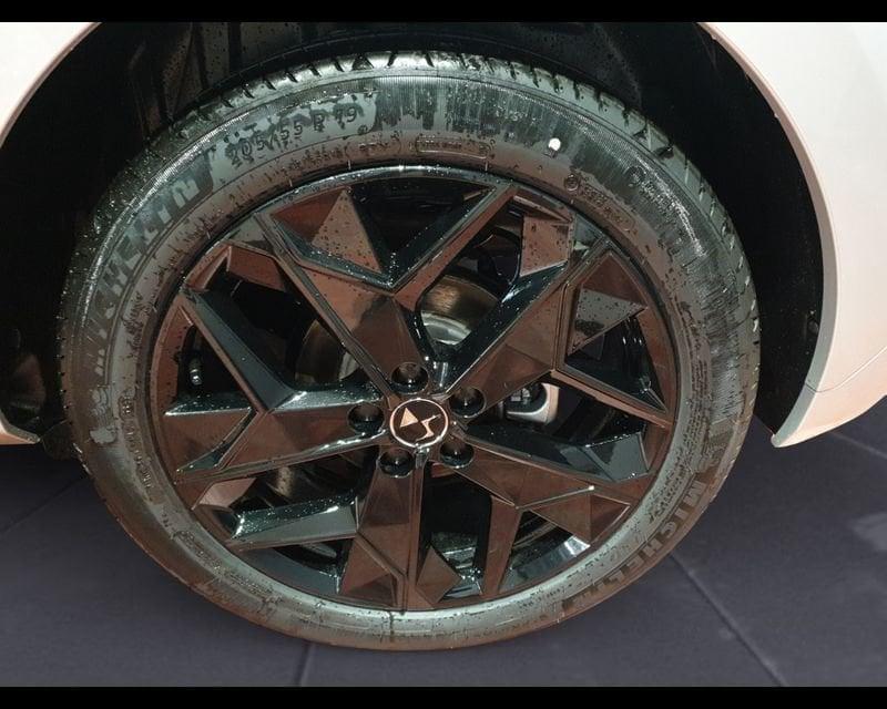 DS DS4 CROSSBACK BLUEHDI 130 AUT. PALLAS