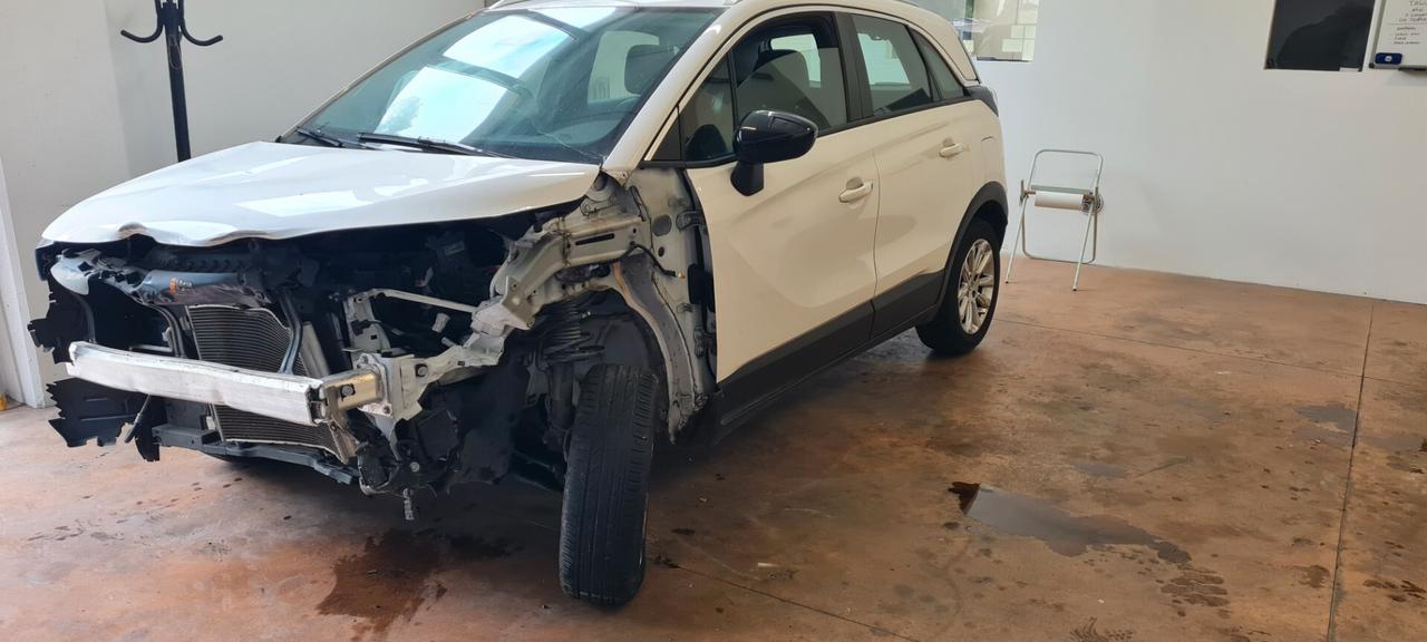 Opel Crossland 1.2 Turbo 12V 110 CV Start&Stop Design & Tech