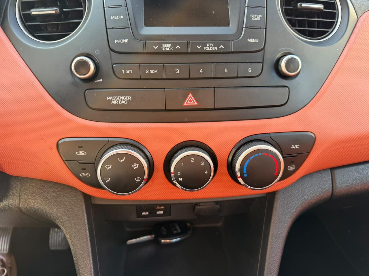 Hyundai i10 1.0 MPI Login