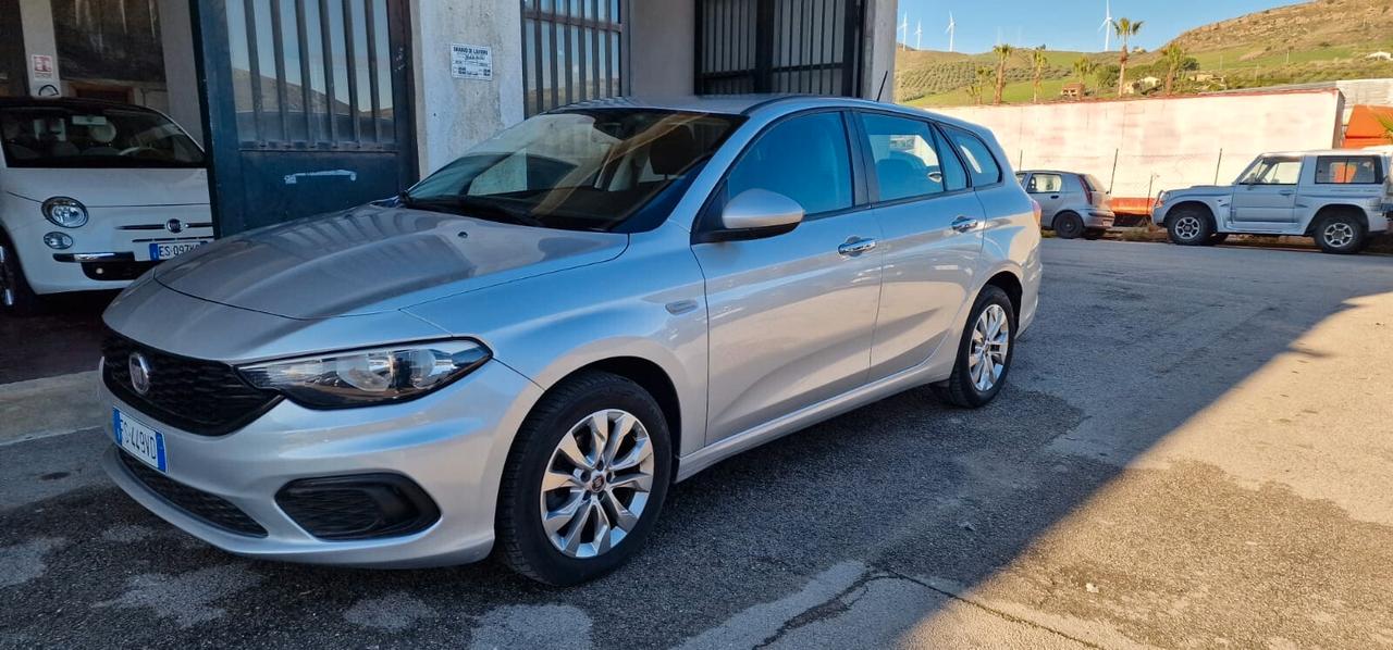 Fiat Tipo 1.6 Mjt S&S 5 porte Lounge