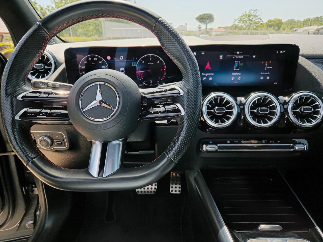 Mercedes-benz GLA 200 GLA 200 d Aut. AMG Line Premium TETTO UNICA