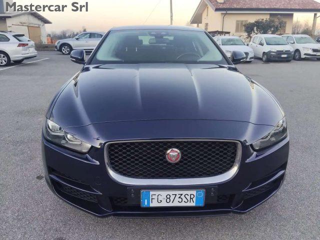 JAGUAR XE XE 2.0d Pure Business edition 180cv tg: FG873SR