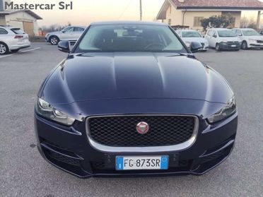 JAGUAR XE XE 2.0d Pure Business edition 180cv tg: FG873SR