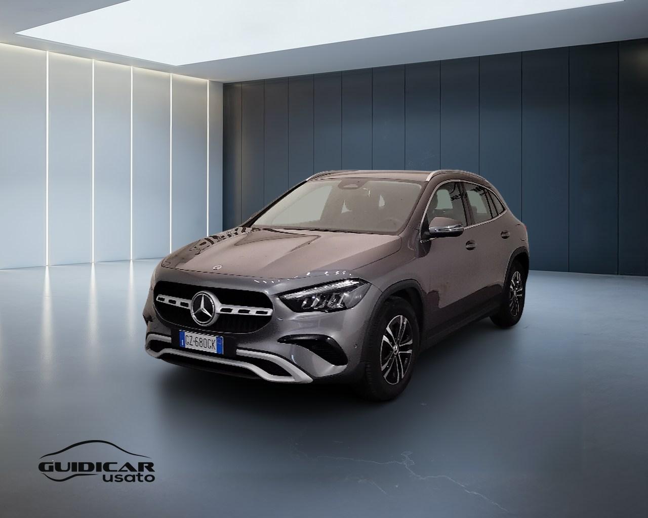 Mercedes-Benz GLA-H247 2023 - GLA 180 d Advanced auto